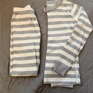 Hanna Andersson Boys 6/7 Striped Gray and White Kids Pajamas